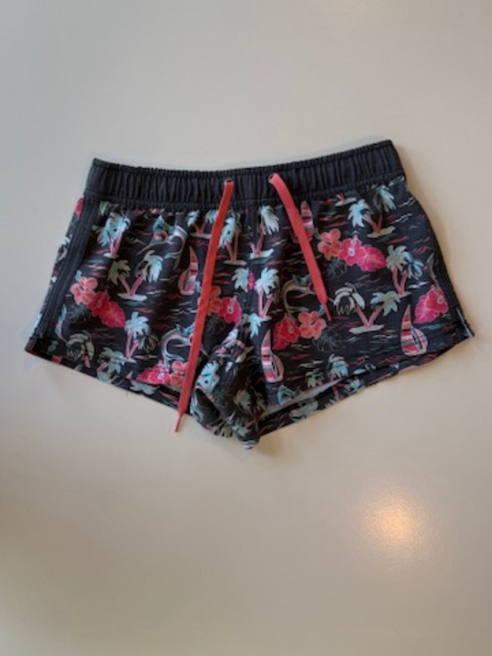 Salt Life Live Salty Tropical Board Shorts - Youth Girls Size Medium